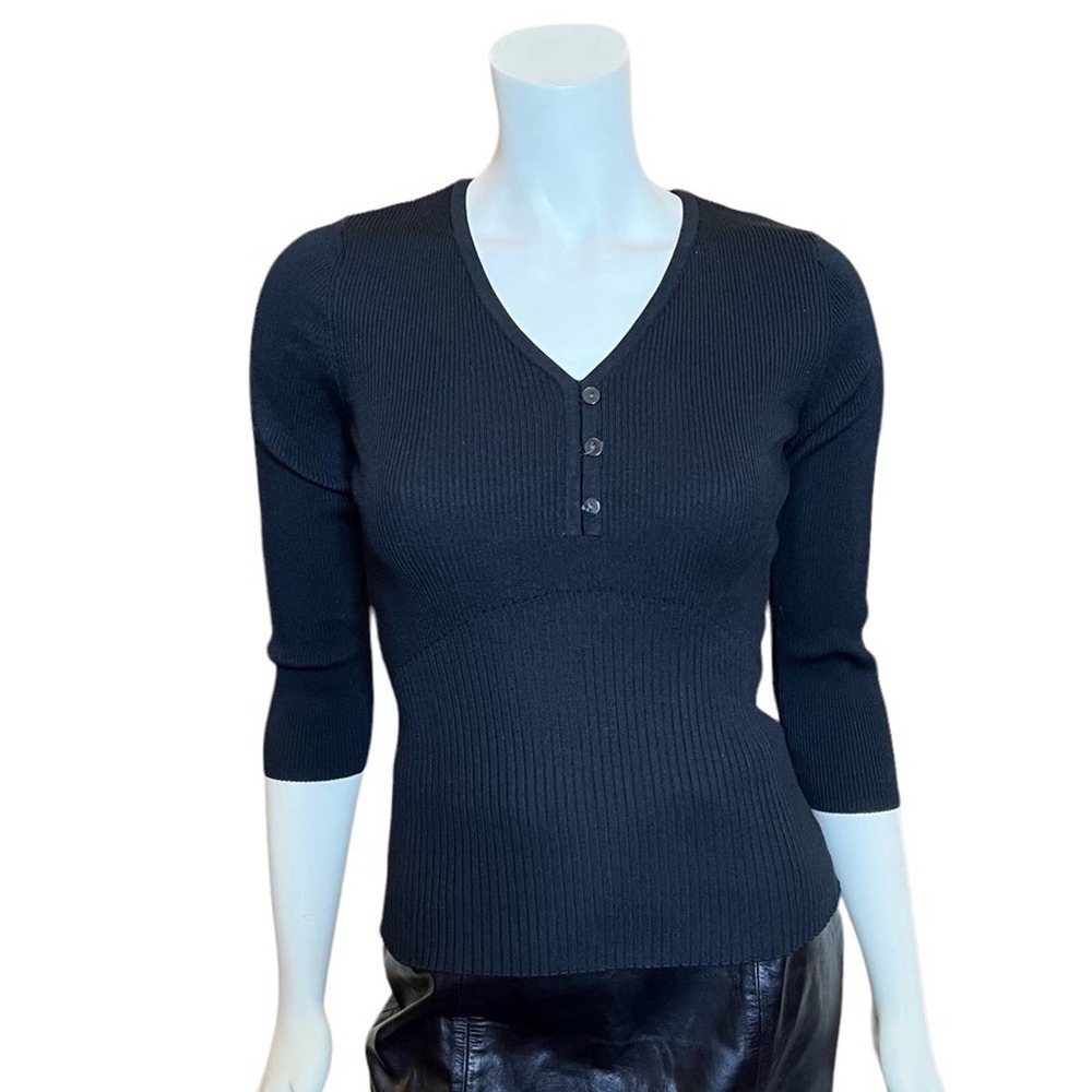 I-Knit black knit sweater. Size Medium - Picture 2 of 10